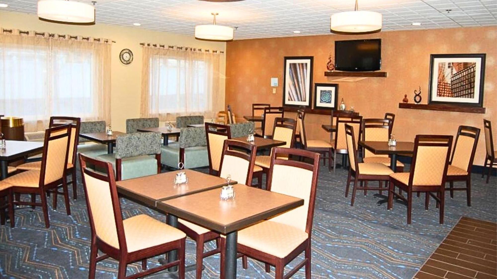 Holiday Inn Express - Ludlow - Chicopee Area By Ihg Εξωτερικό φωτογραφία